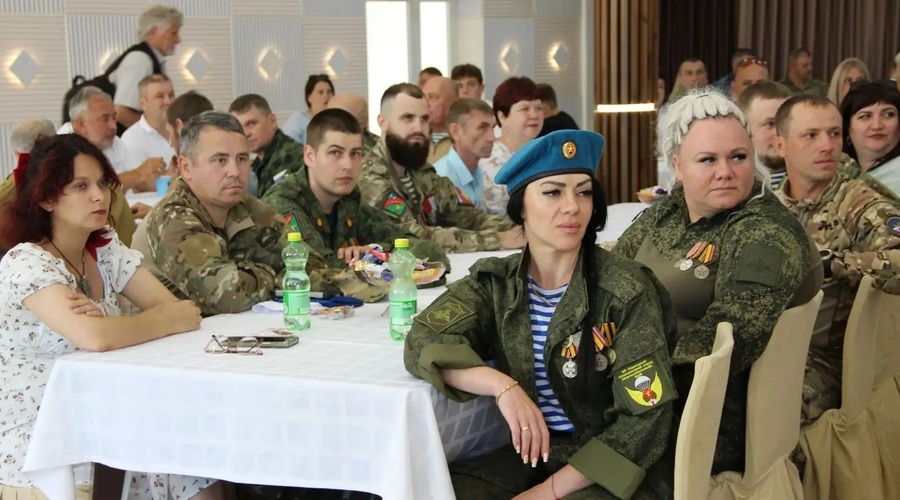 В День ветеранов боевых действий на базе отдыха 